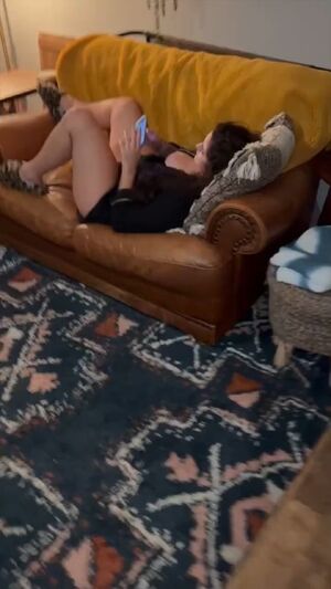 Mommy loves surprise cumshots