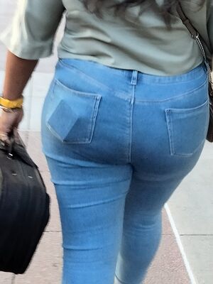 No Face Ass Ebony Public r/CaughtPublic