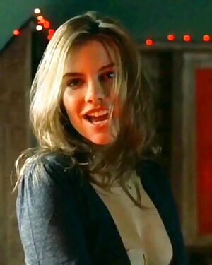 When you get Lauren Cohan to fuck you but then your buds barge in and she's shocked as everyone tries to grab her in for a gangfucking