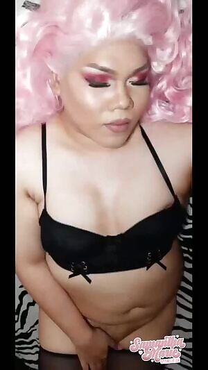 Pink Hair Playtime! 💗✨💦