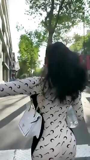 All that ass! Upvote for more