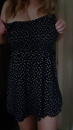 all i want to do when i get home...is unleash thes 34Gs. 💋 23, F