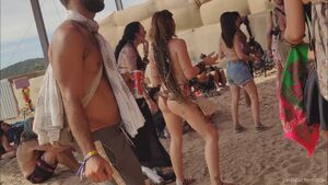 Real Outdoor Enjoyers Ass Bikini Dancing