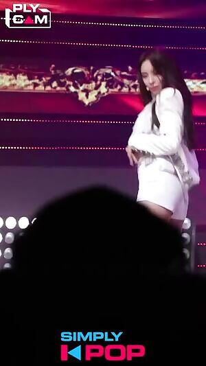 CLC - Elkie tight shorts