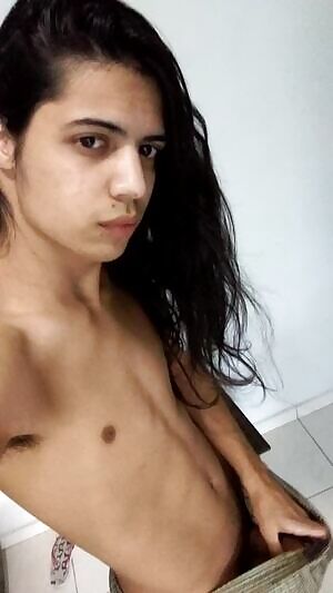 I'm super bored and that's the only thing I have to play with