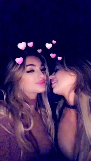 Lesbian Tongue Kissing Amateur Babe Cute