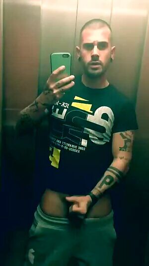 Elevator Exhibitionist