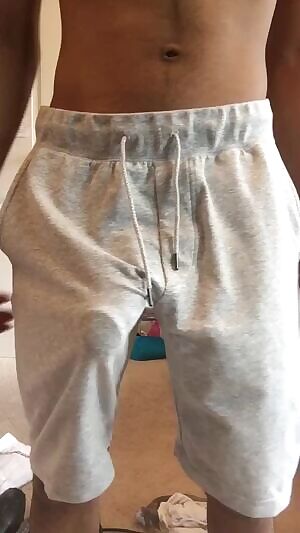 Does this look oversized on me?