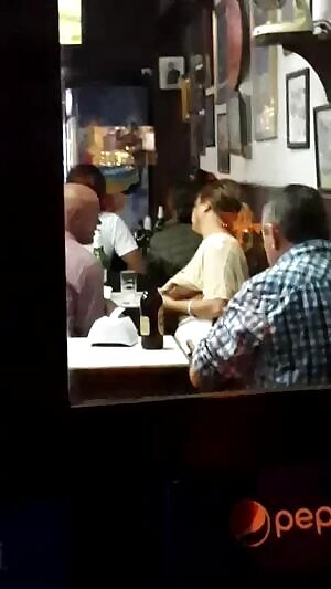 In the dining room caresses boobs in public. Drunk couple