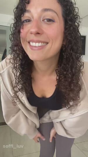 Thick Fit Ass Brunette Curly Hair