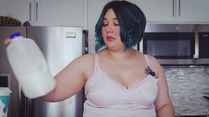 Soft Tummy Amateur BBW Chubby Cute