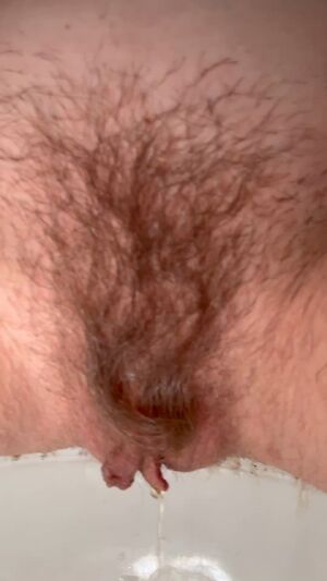 Piss Sluts Close Up POV Pee