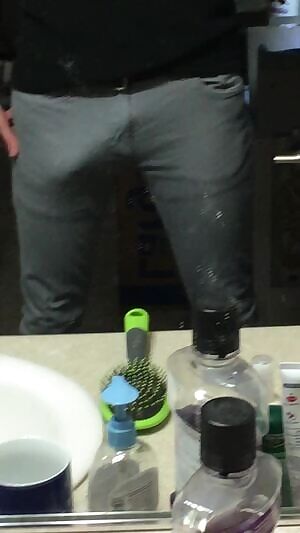 Can't wear tight jeans!