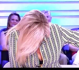 MARA VENIER ITALIAN TV