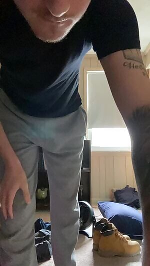 Full strip! Sorry about the lighting.