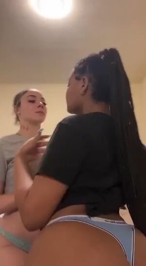 Lesbian Tongue Kissing Babes Interracial
