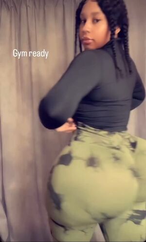 Fake Ass BBW Booty Ebony SSBBW