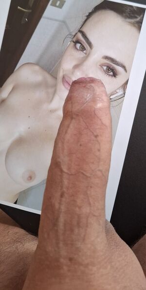 Cock on Face Amateur Babe Big Dick