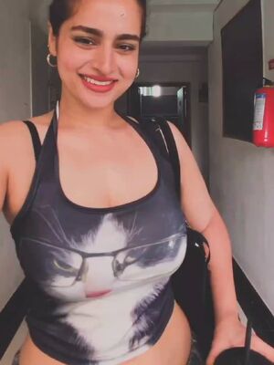 Celebs Actress Bollywood Busty Celebrity