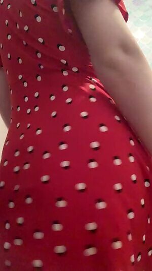 You guys liked the dress before! Hope it’ll be as well liked again 😂