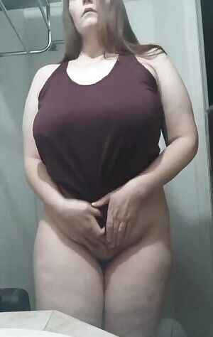 No pants, no problem - now with more nude!