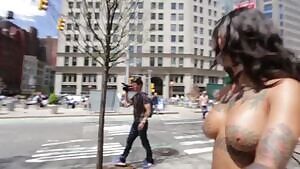 Bonnie Rotten Topless in New York