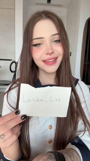 Crush Fetish Cute Sissy Trans r/SuperCuteBabesJizzed