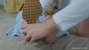 Feet & Cock BareFootMilf Cum Cumshot