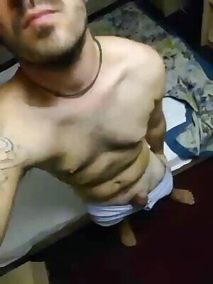 Wanna watch me beiing naughty in the shower ? PM Me ;) I ll read your message and send u pics and gif..