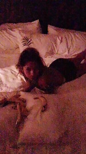 Sexy girl throwing it back