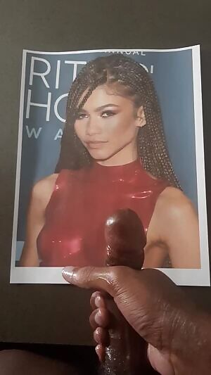 Zendaya looking like a snack