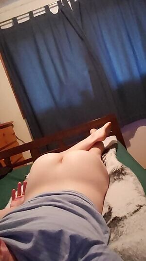 Difference between flexed and relaxed booty