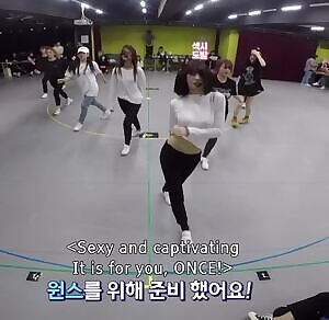 TWICE - Fantasy Park Practice & Rehearsal