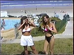 Girls Flashing During Spring Break At Daytona Beach 1989