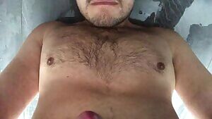Trinking my own piss and cumming in my mouth