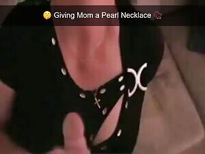 Mom's Pearl Necklace 💦