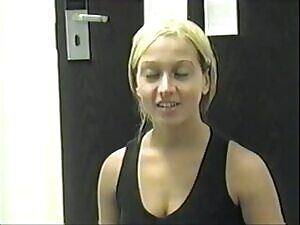 Courtney gets glopped