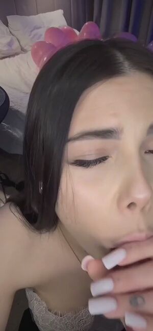 Girls Showering Big Ass Celebrity Cumshot