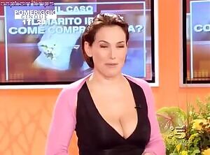 Barbara D'Urso ITALIAN TV HOT CLEAVY!