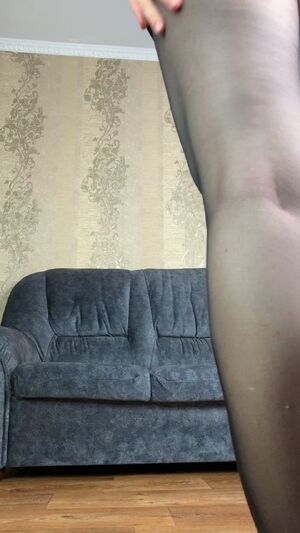 Socks & Cocks Amateur Ass BareFootMilf