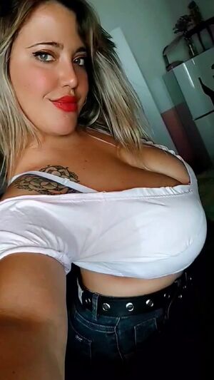 big lips big tits