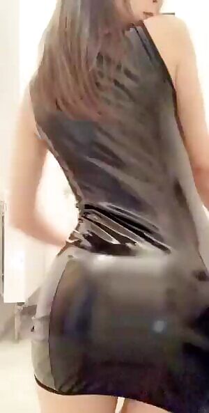 19 Is there any love for asian bubble butts here?