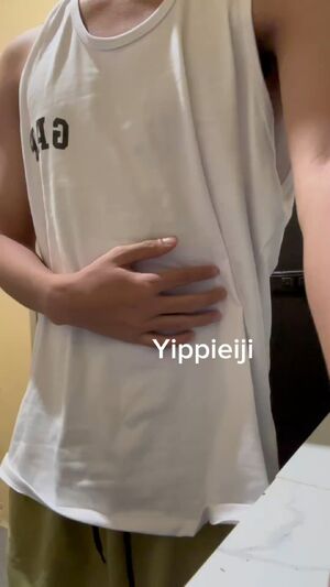 Asian Cock Solo Uncut r/AsiansGoneWild