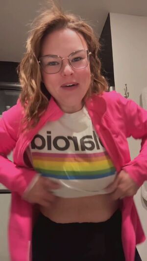 Natural Saggy Tits Amateur Blonde Cute