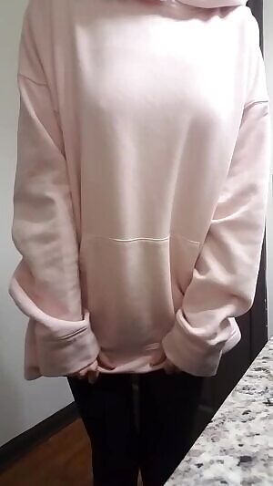 Chilling in a un cozy hoodie!