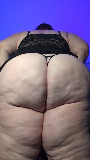 Big Bellies Chubby Girl Dick Girlcock