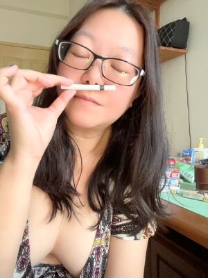 Smoking Asian Girls Cleavage Clips4Sale Fansly