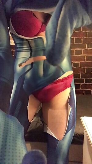 Want to video chat with someone...masturbate and order this timid sissy Samus around