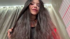 Goth Feet Alt Femdom Foot Giantess
