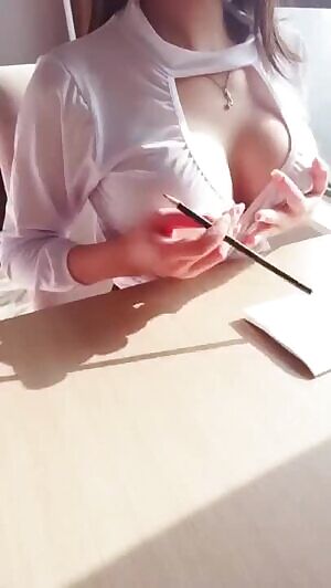 The picture perfect pair of puppies